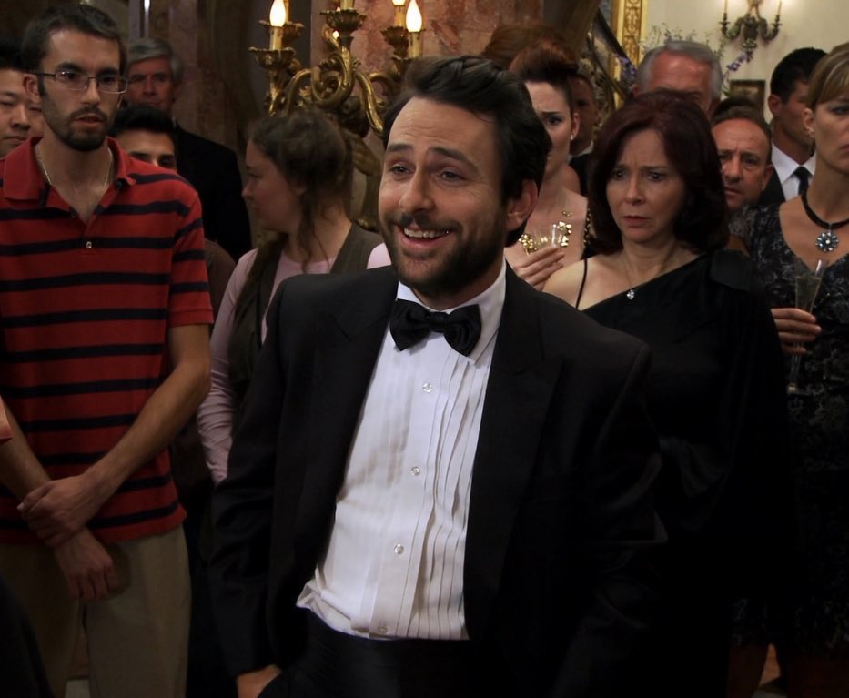 FlVESTARWOMAN's tweet image. this is one of the most attractive charlie has ever looked