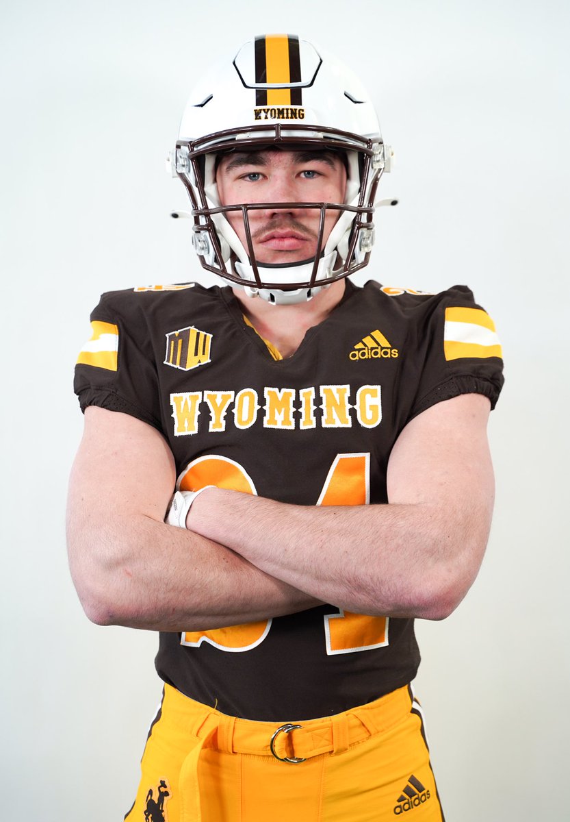 I’m glad I got the opportunity to spend a day visiting <a href="/wyo_football/">Wyoming Cowboy Football</a>, thank you <a href="/Coach_SBMoore/">Shannon Moore</a> and <a href="/ghaugii7/">Gordie Haug</a>. Impressed! 🟤🟡
