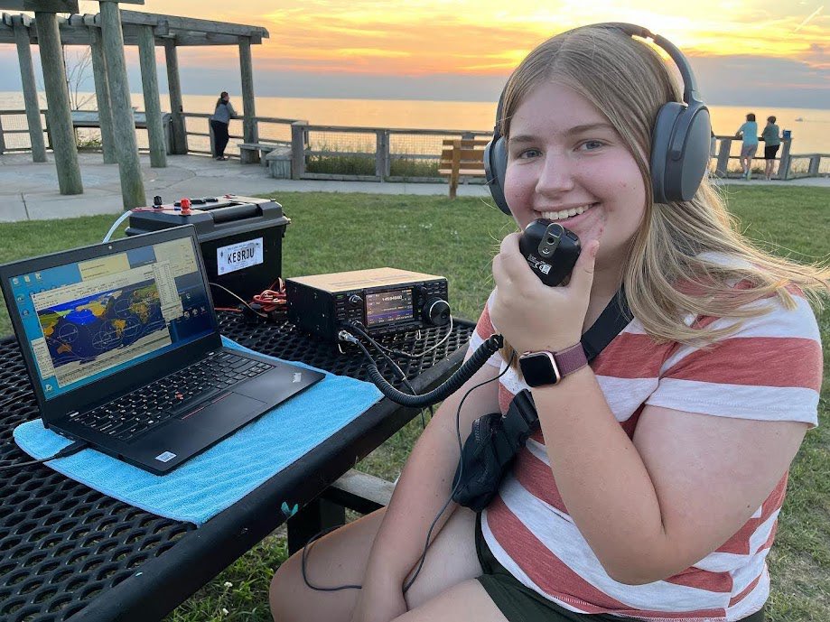 Meet Young Amateur Radio Operator, Grace Papay (KE8RJU)! She is 17 years old from 
Holland, MI and enjoys communicating through amateur radio satellites. One of Grace’s memorable contacts was with @astro_kjell while he was aboard the ISS operating as NA1SS. 
#hamr #YOTAR2