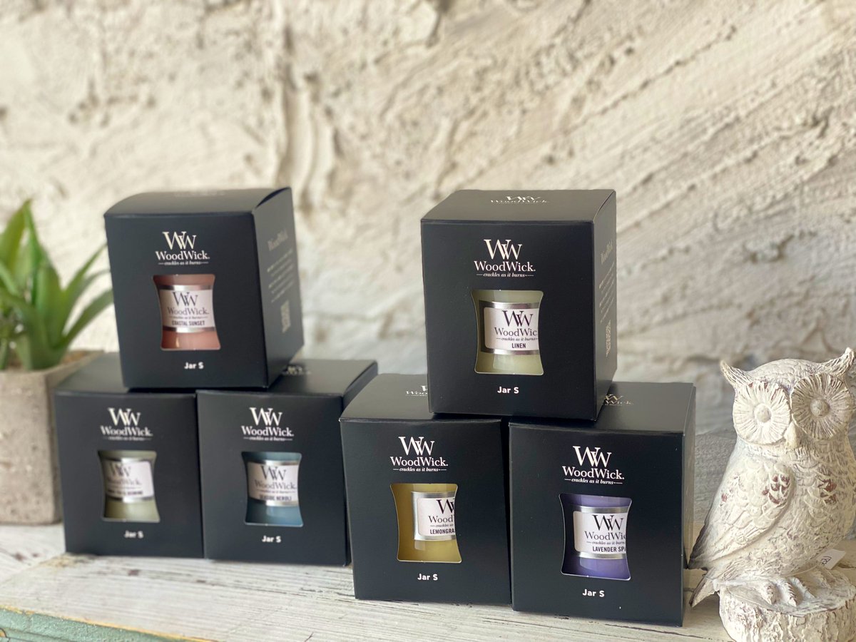 richcandle's tweet image. おはようございます！

先程、大人気キャンドル #WoodWick の #ジャーS が6種類入荷しました！

ジャーSは使いやすい小さなサイズ✨

ハースウィックに続き、こちらも数量が限られていますのでお早めに！

 #パチパチ音 ＃音が鳴るキャンドル #暖炉 #贈り物