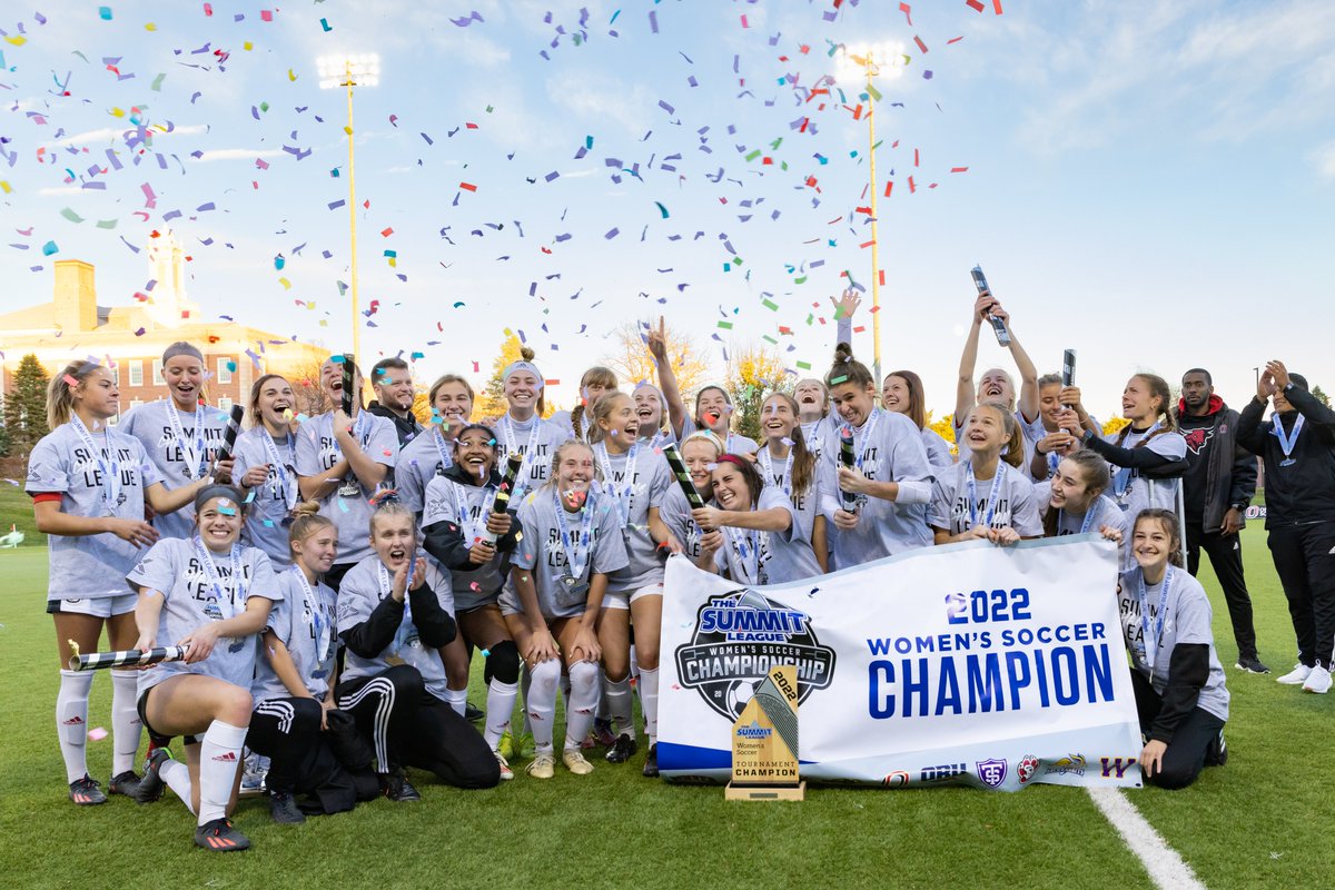 omavs's tweet photo. .@OmahaWSOC: Summit League Tournament Champions: 🏆💍

@OmahaVB : Summit League Tournament Championship Appearance: ✅

@OmahaWBB: Picked to finish last in conference➡️Summit League Tournament Championship Appearance:✅

Absolute domination from Omaha Women's Athletics this year! https://t.co/Ng57uwW0on