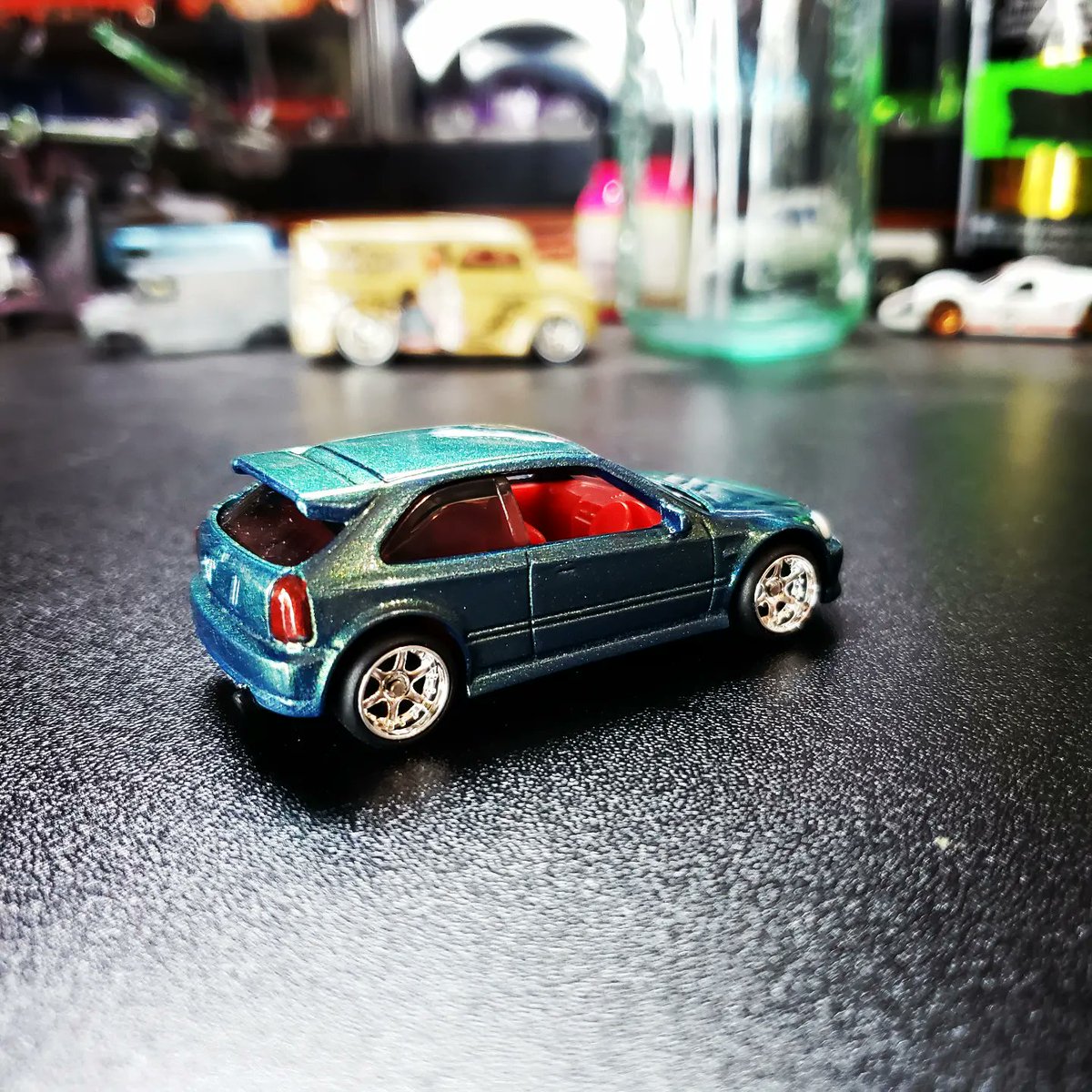 Macias15A's tweet photo. GIVE ME A FOLLOW ON INSTAGRAM @Mac.customz to see more. #maccustomz #hotwheels #hotwheelscollector #hotwheelscollections #customhotwheel #diecastcollectors #diecastcollection #honda https://t.co/ukYF3BKTY2