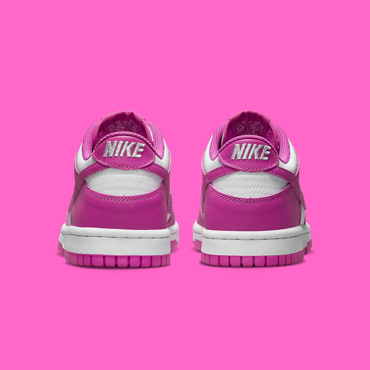 houseofheat's tweet photo. Kids Dunk Low “Active Fuchsia” Drops March 16 💘

SEE MORE: https://t.co/cNJZwrOdqB https://t.co/nikYjzQGyy
