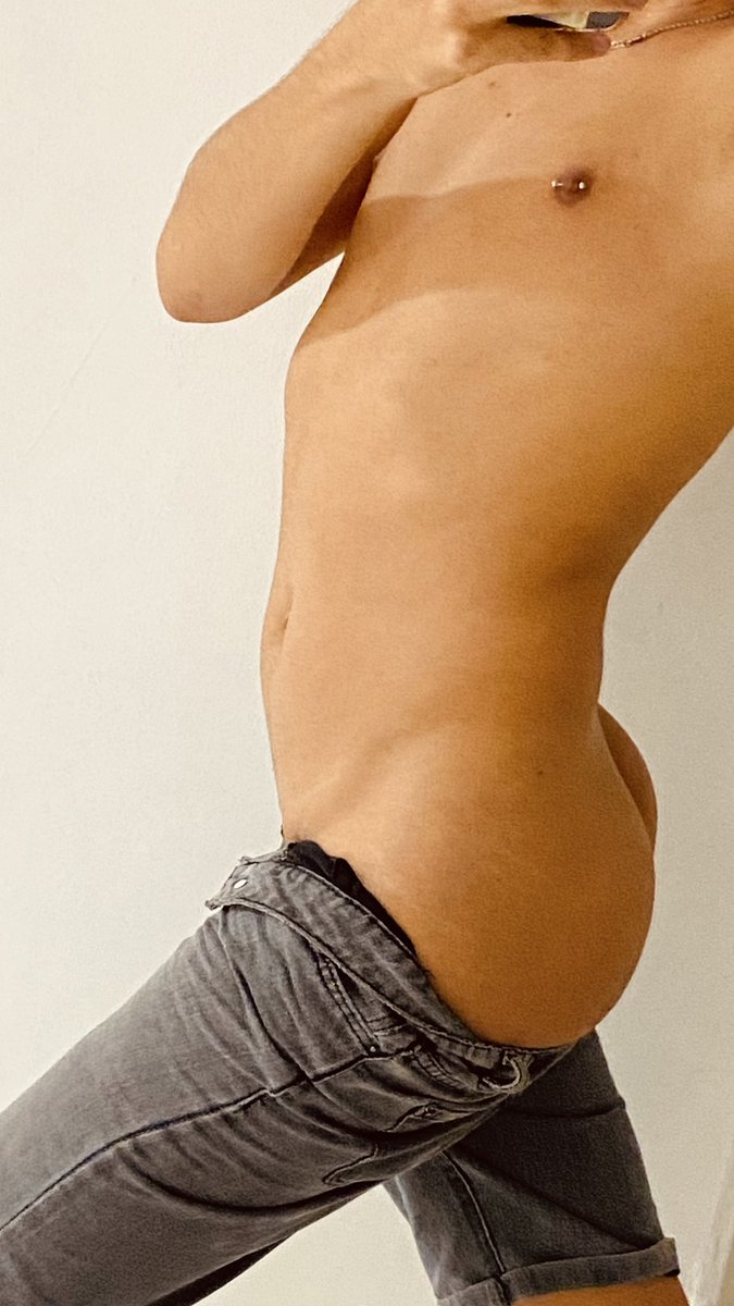 jackwarm41's tweet photo. 🍑.                         
#FirstDates                                                                #model https://t.co/Ho8xG50YAN