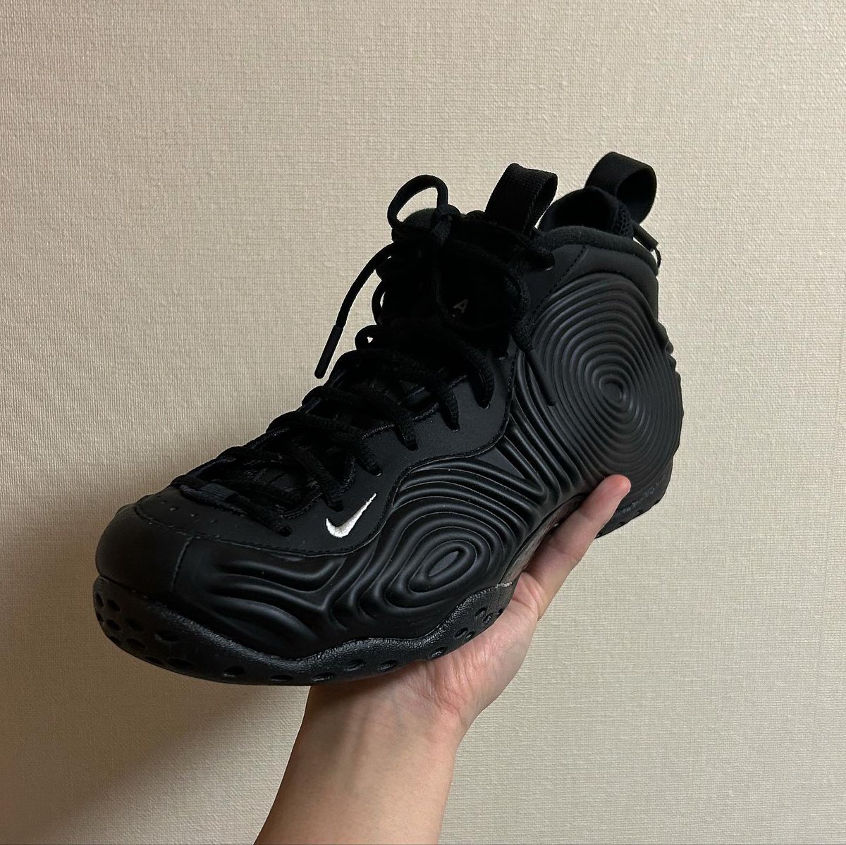 lilyx246's tweet photo. @nikejapan @COMMEGARCONS https://t.co/qE6VMWnbiM