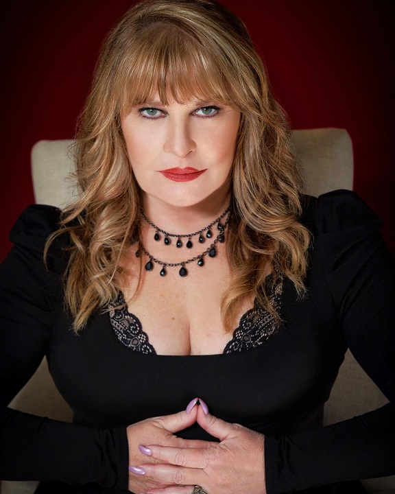 Excited to welcome back Celebrity Acting Coach @AmyLyndon to #ConversationsLIVE Tues. @ 5pm est/4pm cst. Join us: blogtalkradio.com/conversationsl… @grapevinepr #actingcoach #actorslife
