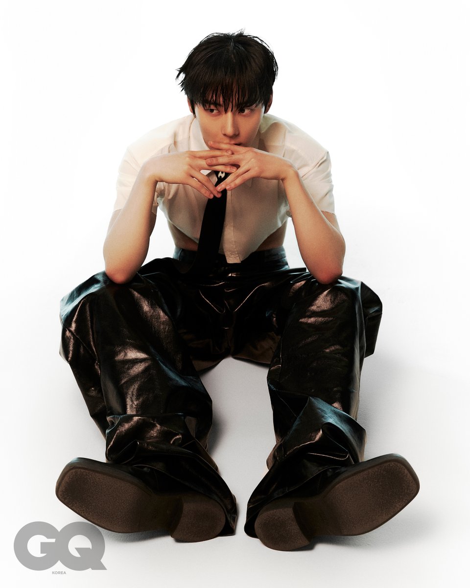 MINHYUN_PLEDIS's tweet photo. [NEWS] #GQKOREA #지큐코리아 

#황민현 #HWANGMINHYUN https://t.co/UpCnQ64gD0