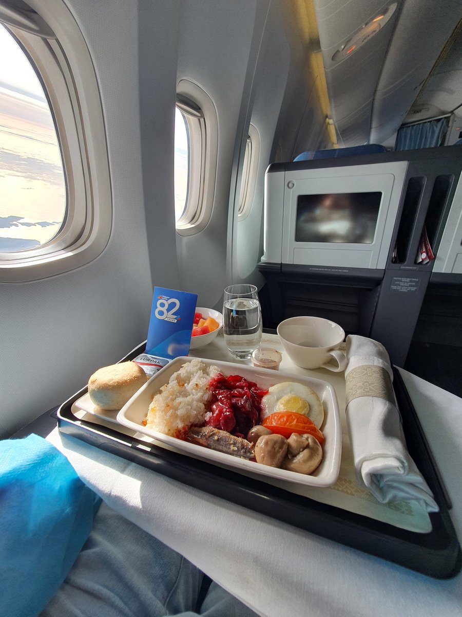 mdashmingming's tweet photo. Homebound 🥰🇵🇭 https://t.co/TgL8oCVpkF