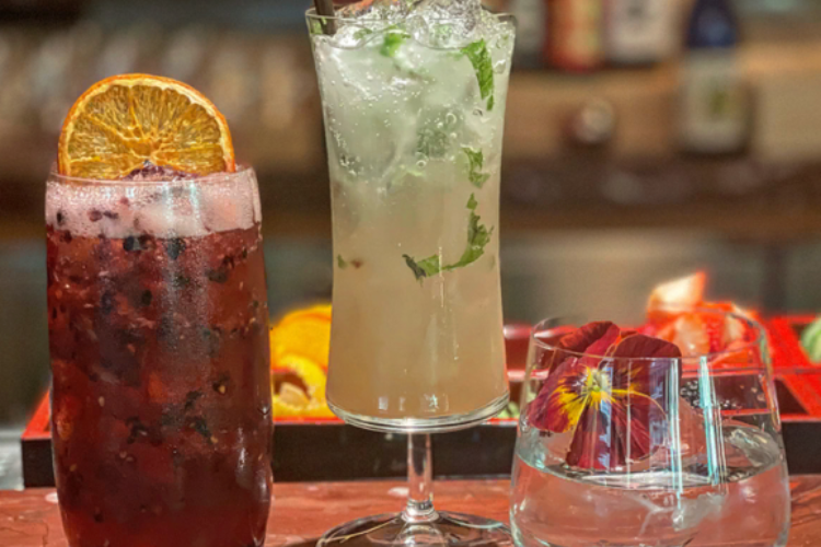 NycciNellis's tweet photo. All the sips of March ~ @BirchBarleyDC + #CalicoDC + @catoctincreek + @DenizensBrewing + @KneadHD + @OmniHotels + #PopFizzBar + #RdVVineyards + @ReidShilling + #TroubleBirdDC + @Trulucks
https://t.co/icN8SNXPxB https://t.co/YtSRJzjmph