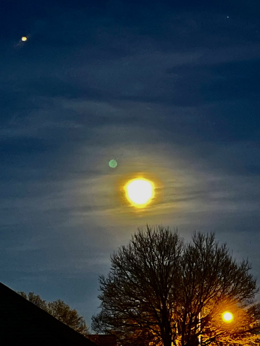 DavidJVasquez2's tweet photo. Beautiful March Full Moon https://t.co/Swm3uuneZP