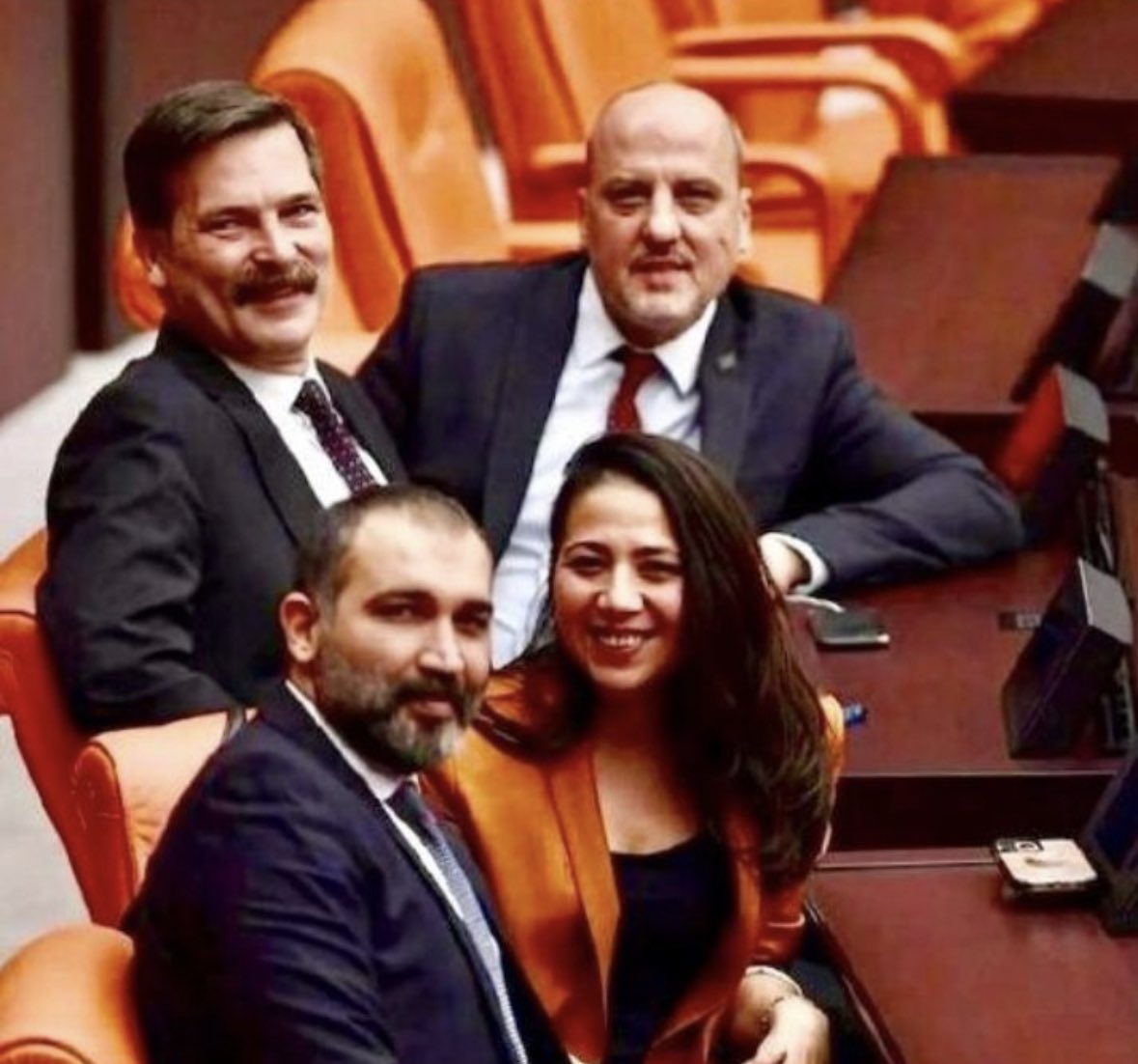 Motorları maviliklere sürün çocuklar!

<a href="/serakadigil/">Sera Kadıgil</a> 
<a href="/erkbas/">Erkan BAŞ</a> 
<a href="/barisatay/">Barış Atay</a> 
@sahmetsahmet 
<a href="/tipgenelmerkez/">Türkiye İşçi Partisi</a>