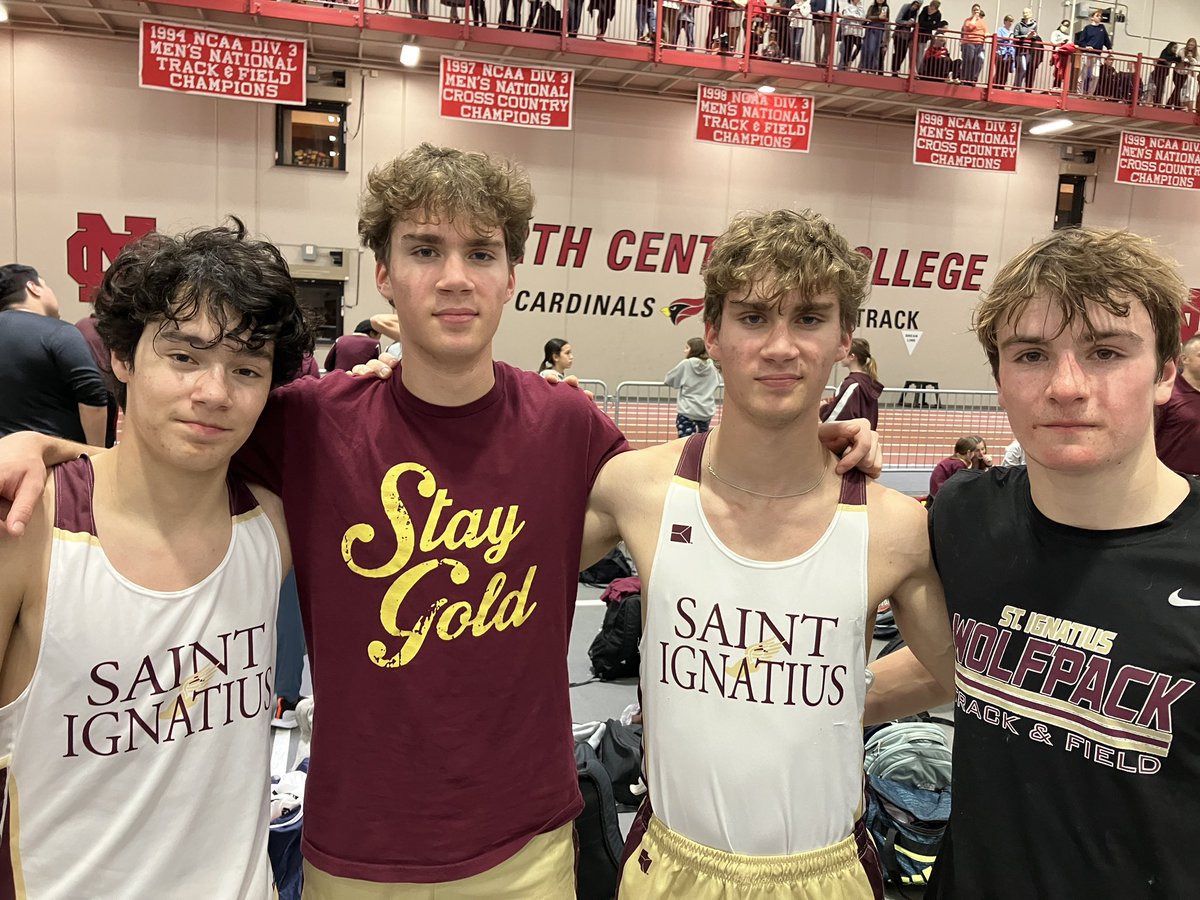 eernsttrackxc's tweet photo. At Mustang Relays Wolfpack takes 6th in heat 3 of 4x800 and 7th overall in 8:10.70:  Mendoza 2:03.6, Luke Turner 2:00.8, Christian Turner 2:04.1, Fitzpatrick 2:02:2. https://t.co/Iku2a5DLOD