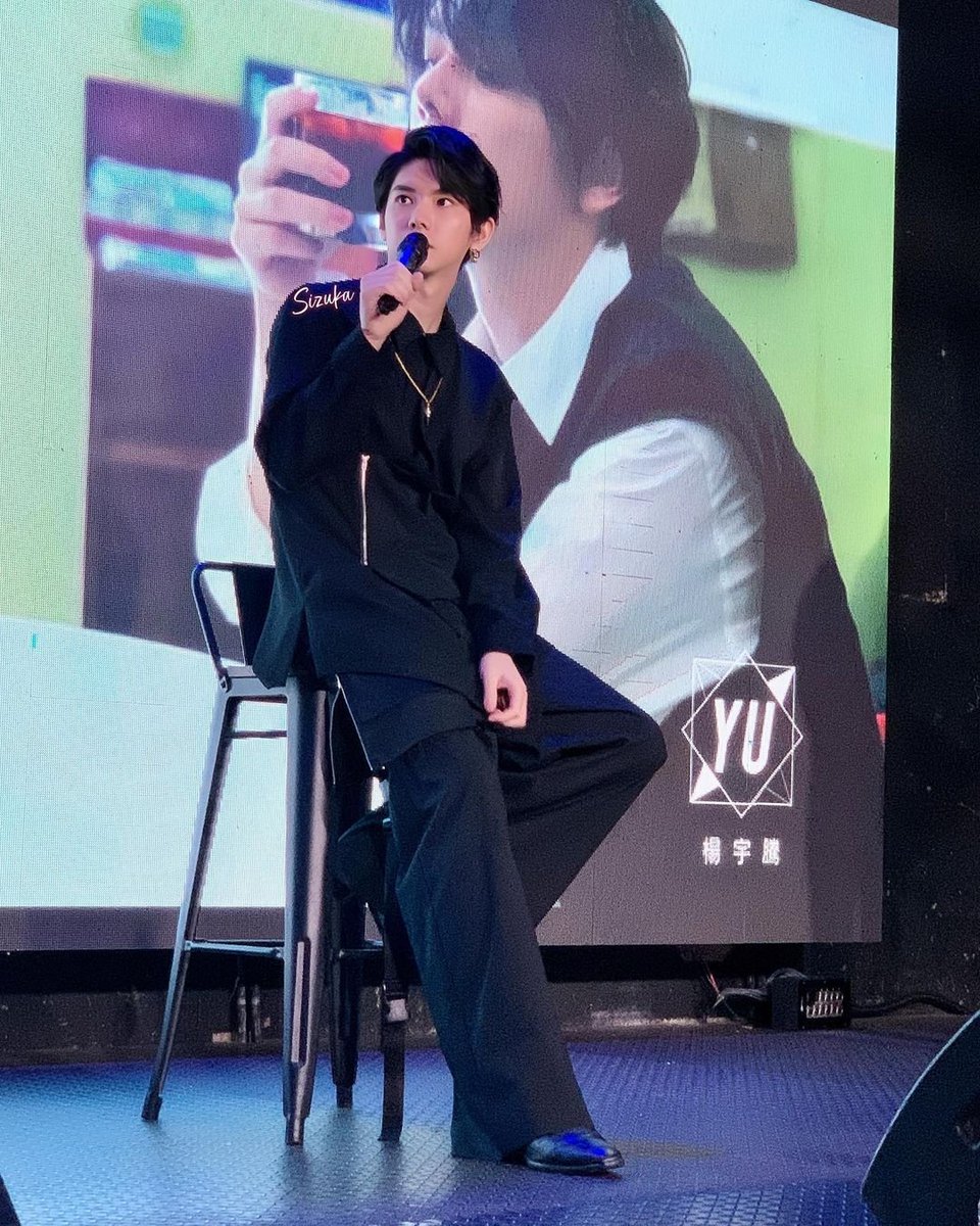 SamYuAye's tweet photo. Cutie and beauty 💙💙
Crd.. onpic
#YangYUTeng
#杨宇腾YU https://t.co/JzmPPsAHsa