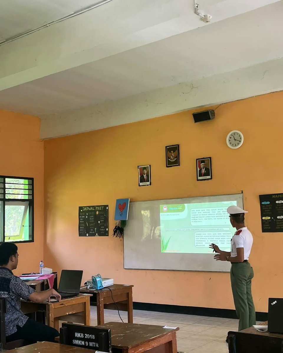 Poltek_UnhanRI's tweet photo. PRESTASI MEMBANGGAKAN KADET MAHASISWA POLTEK BEN MBOI, UNHAN RI
https://t.co/xIb98ch2jN https://t.co/XXkl61zvIC