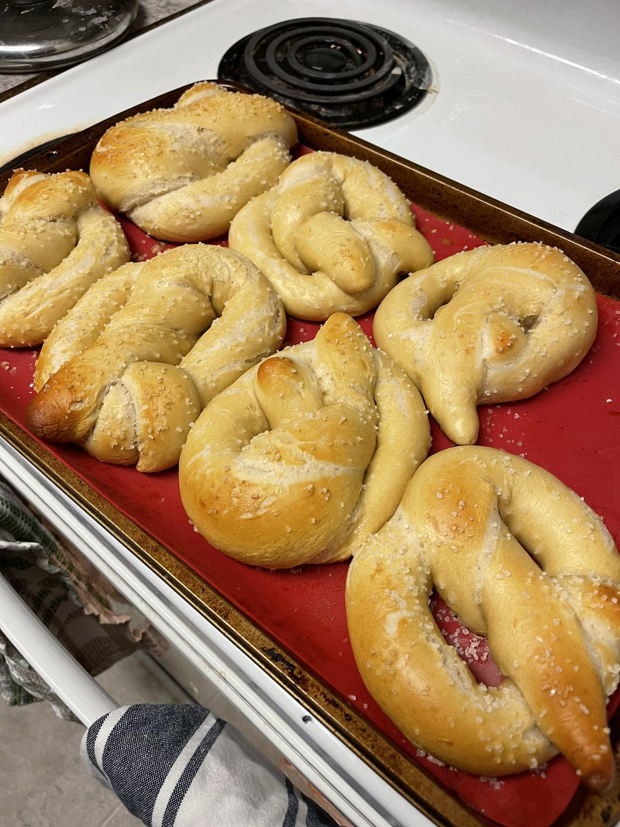 _mmayhem's tweet photo. Mmmmmmm. Hey @llisonx look what @SecretAgentStev made! https://t.co/VsuvUByu2A