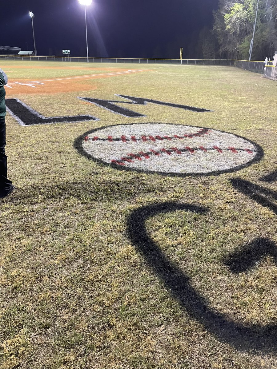 Coach Davis tweet media