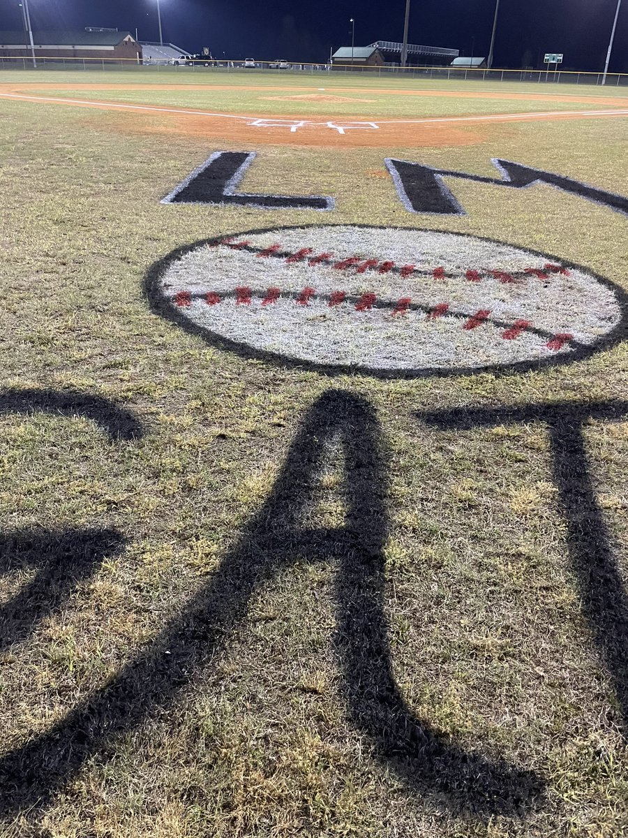 Coach Davis tweet media