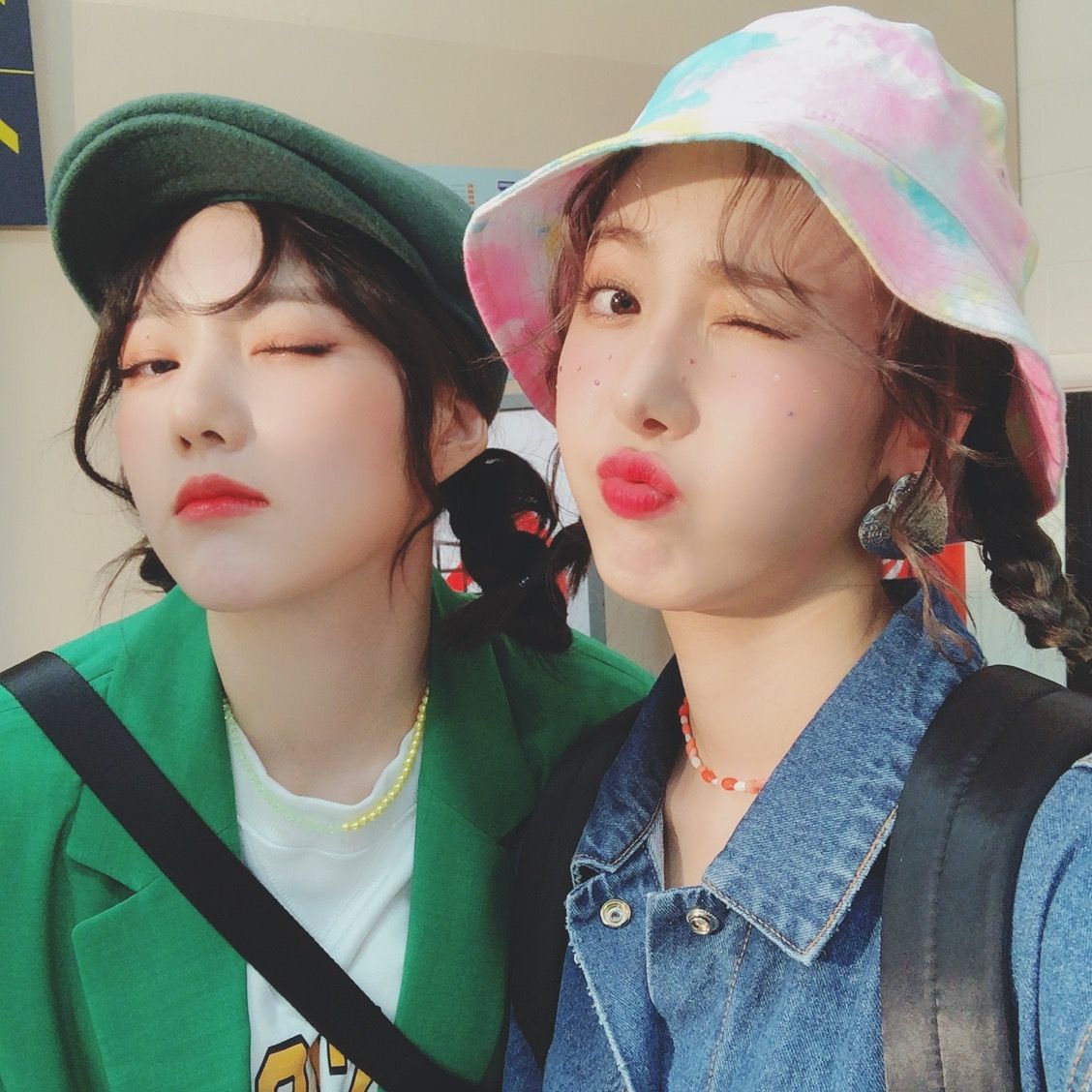 yerinhour's tweet photo. with @sinbhourly
#YERIN #예린 #정예린 #GFRIEND #여자친구 @YERIN_OFFICIAL_ https://t.co/pr3cCygZnG