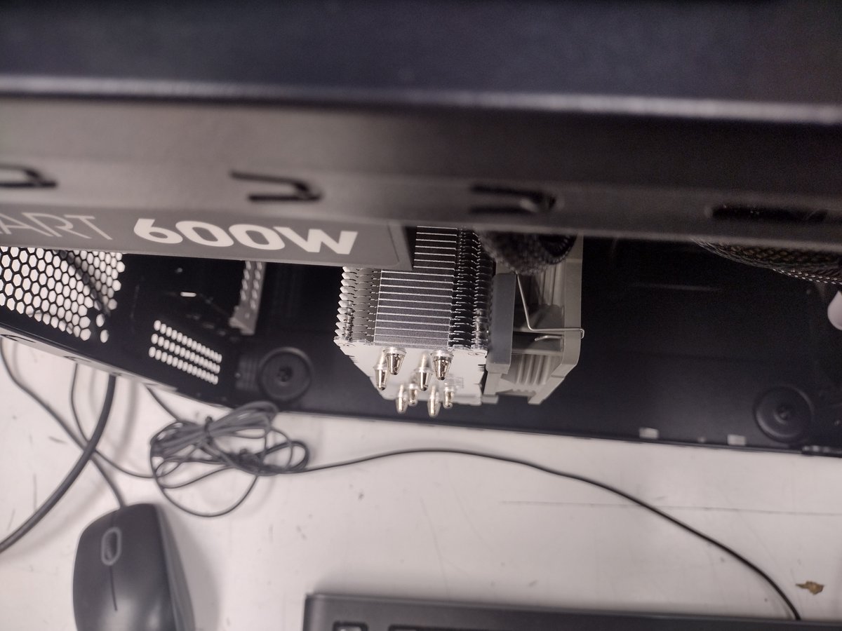 TechbenchTales's tweet image. Missed it by that much
#tech #techbench #techbenchtales #technology