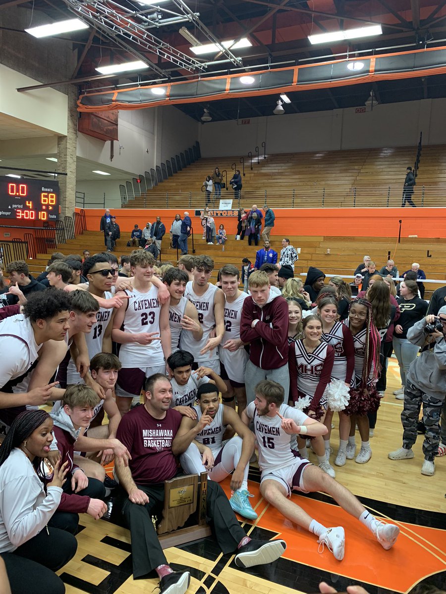 michiana_hoops's tweet photo. 37 years in the making 🏆 https://t.co/EXPzr49gDy