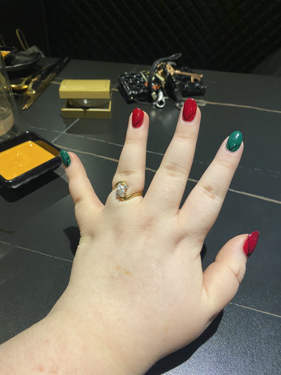 Thugisa574's tweet image. My partner proposed!!!! 
#proposal #gaywedding