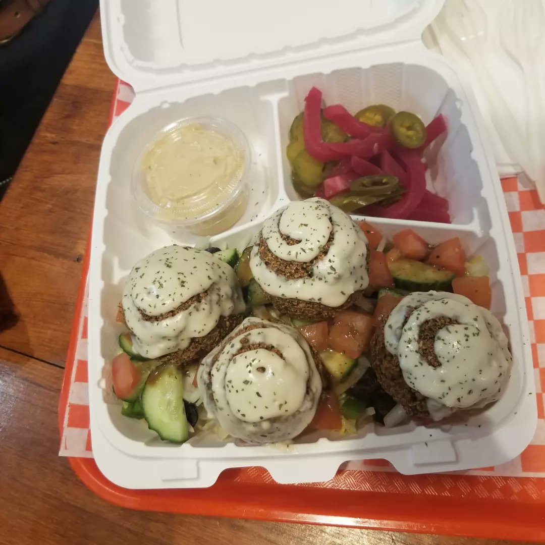 GMW_DiningWeek's tweet photo. Took a trip over to Magma Donair for dinner tonight. We got some donairs and falafel, and the portion sizes are huge and the food is awesome, definitely give it a try if you havent already!

#MWDiningWeek https://t.co/TZkMf7DpLk