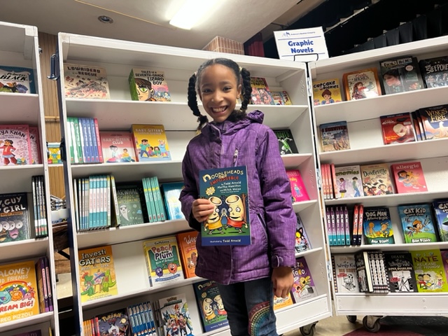 HolmesLibrary97's tweet image. This past month was full of fun at Holmes!  John Bray visited our students and read his new book, and our PTO brought back the school book fair, which was a huge success! #HolmesHawks #WeAreD97 #libraries97