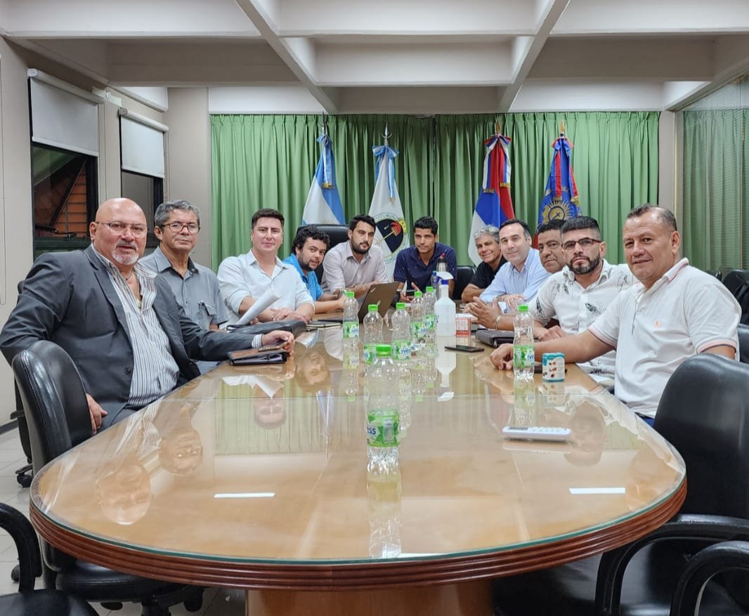 Los trabajadores municipales son protagonistas en la transformación de Posadas. 
Con diálogo, realizamos mejoras permanentes a las condiciones de trabajo, que habían sido postergadas durante mucho tiempo.

Celebramos un nuevo acuerdo salarial con SOEMP con avances sustanciales.