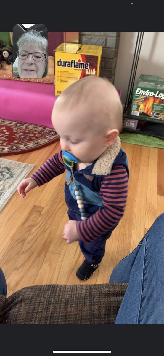 Look grandma <a href="/jdndgyz/">Judy Robinson</a> no hands!