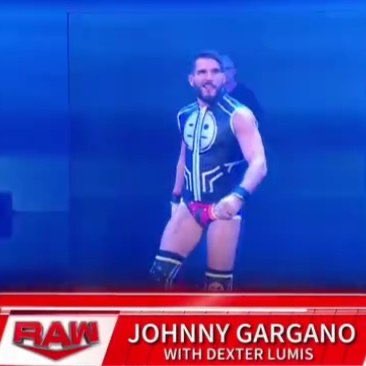 Johnny Gargano with Dexter Lumis 😍 #WWERaw #TheWay #JohnnyGargano #DexterLumis