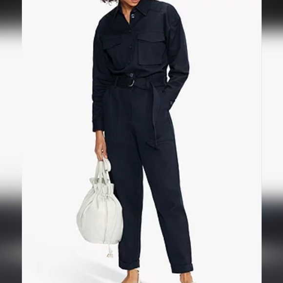 olsenlaura55's tweet photo. So good I had to share! Check out all the items I'm loving on @Poshmarkapp from @babyblues172001 #poshmark #fashion #style #shopmycloset #trafalgar #tedbakerlondon: https://t.co/856FTd4bsp https://t.co/Z1kxQlFjcp