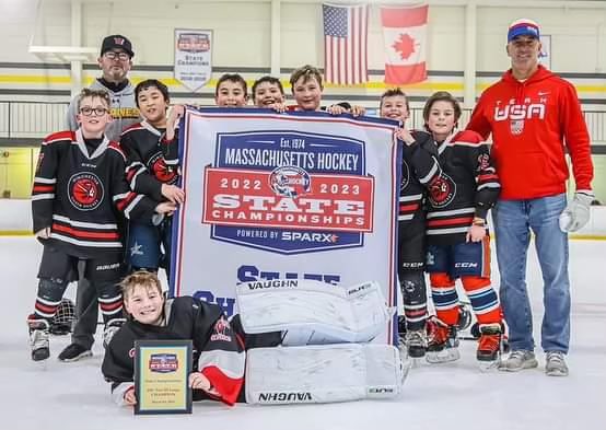 MarkStack21's tweet photo. Nicely done…Well deserved! Winchester Squirt 1s win State Championship…10-2! https://t.co/a0y6LGEEIE