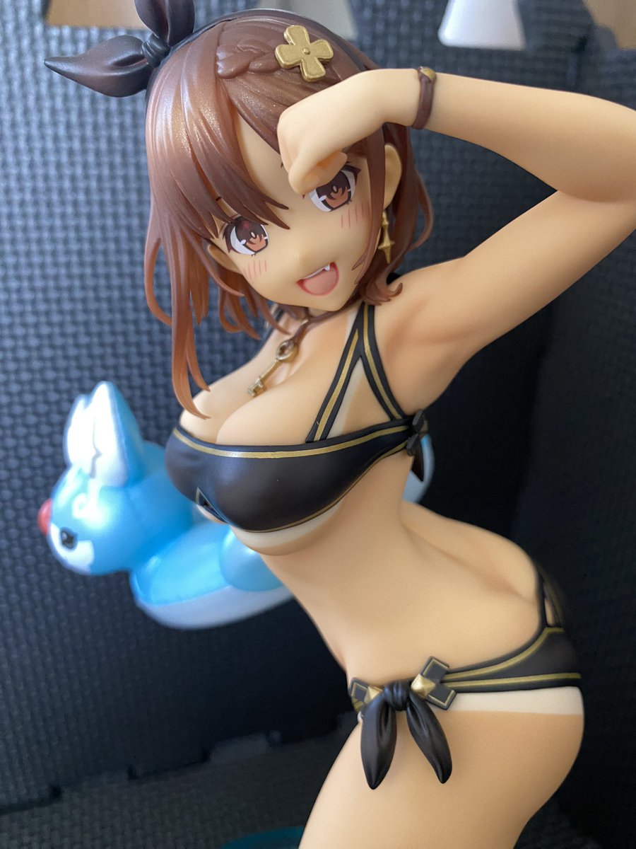 figure454545's tweet photo. うちにもついにライザ来たぜ！今から遊ぶ！ https://t.co/VabVsvXOoW