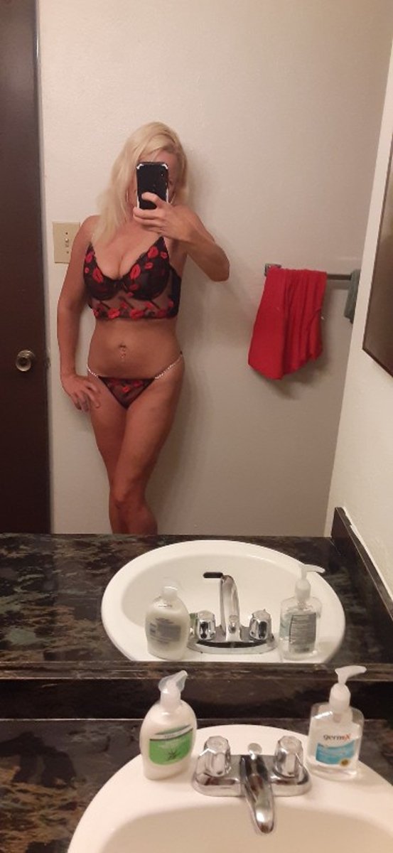 jessicalee4u's tweet photo. Plz RT-RT4RT ❤️

I will have incall availability in STL tomorrow Tuesday, March 7th and Wednesday morning March 8th (incall in Westport). If I decide to offer incall 1 day/wk on a regular basis without requiring deposits, I will let u @ least 2-3 days in advance in the future. https://t.co/khTWtSsdXU