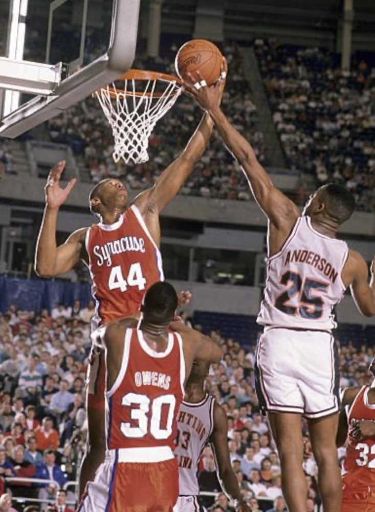 80sSportsNStuff's tweet photo. The pinnacle of college basketball… https://t.co/1ffhvnkLW1