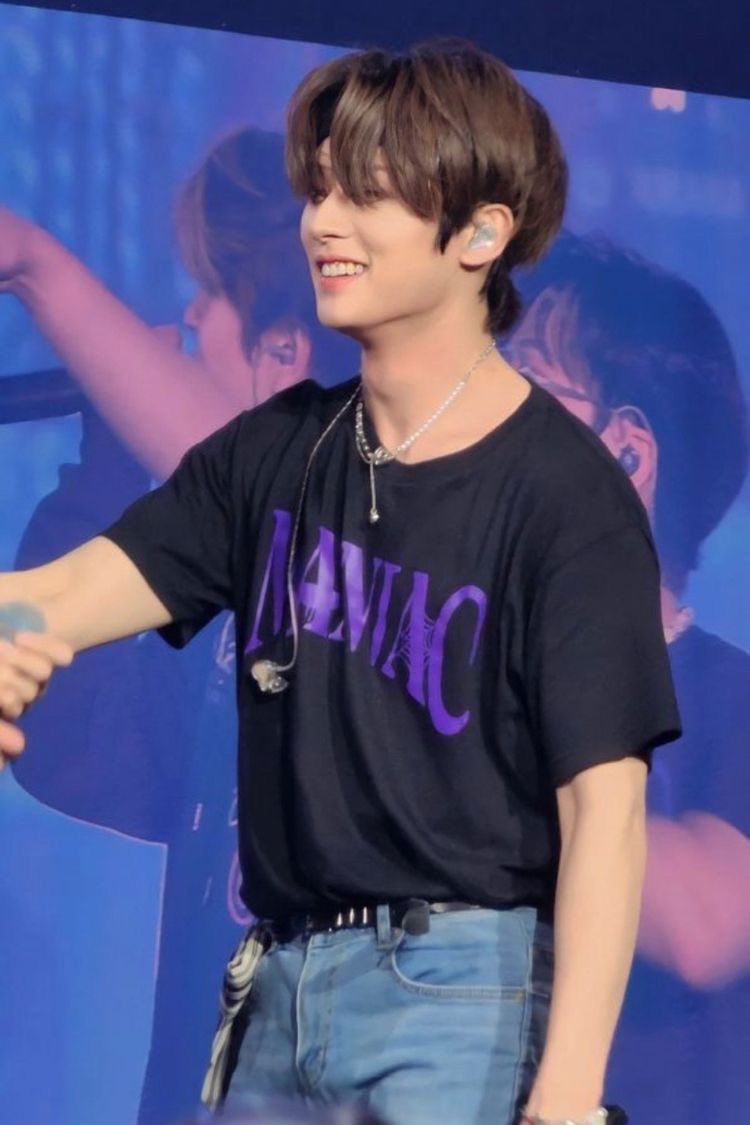 chickenwinnngg's tweet photo. 1. Post the first 4 pictures on your Pinterest home page with no explanation.

2. Tag 8 people to do the same.

@smellyhanbebby @foxyjeongin18 @lalalino8 @staaaflyy @starsofseungmin me too dk nak tag siapa lagi GSHSHEDJSHSEJ 😭😭 https://t.co/kPkcGkaUg8