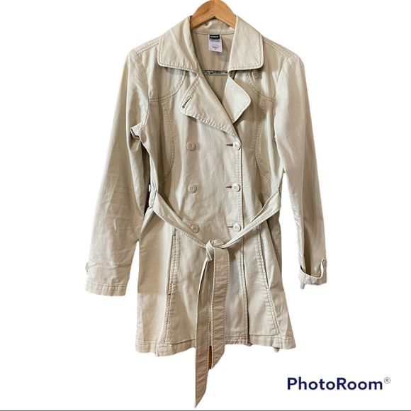 So good I had to share! Check out all the items I'm loving on <a href="/Poshmarkapp/">Poshmark</a> #poshmark #fashion #style #shopmycloset #handcrafted #polobyralphlauren #patagonia: posh.mk/Vt8EWv4WXxb