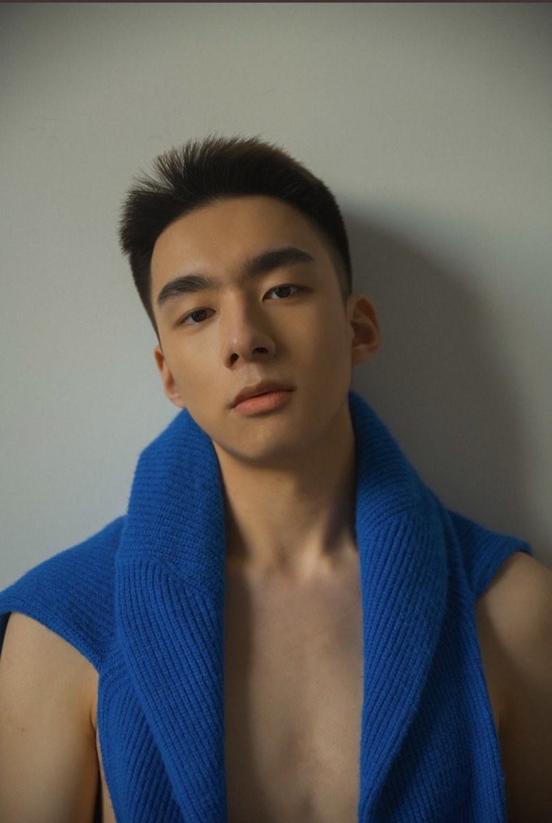 dateforwhat1's tweet photo. 本��工作出差西安，想约啪啪啪，有18-19cm的大屌top吗，我住富力希尔顿。预计待五天。 https://t.co/tml7ycug5O