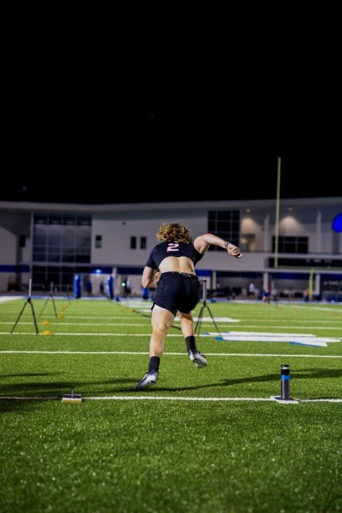 _bgreen11_'s tweet photo. ⚠️UA COMBINE⚠️
@IMGAFootball @UnderArmour https://t.co/vHMf9LY10V