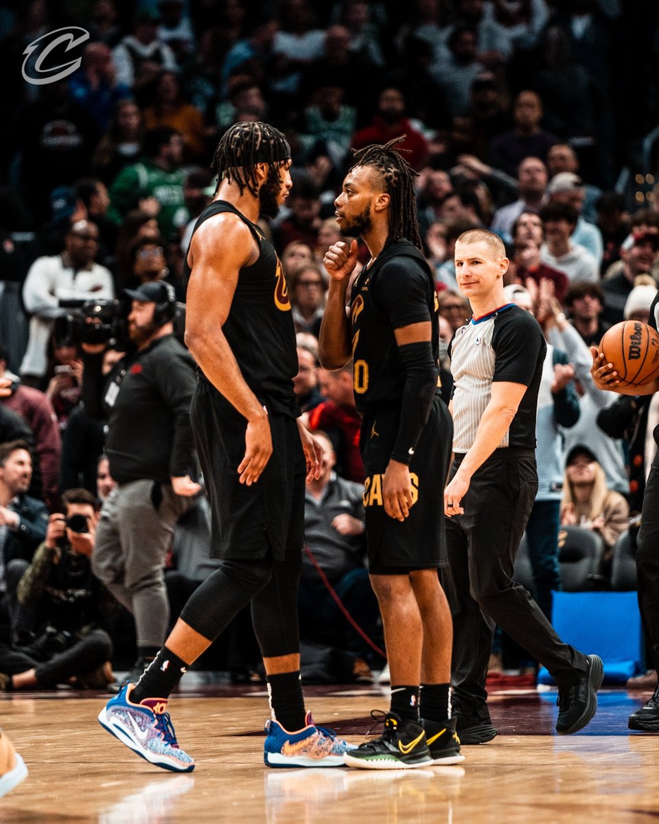 cavs's tweet photo. CAVS WIN! #LetEmKnow https://t.co/lhhulYaTHQ