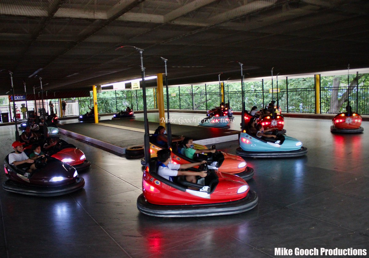 Bumper Cars by #MikeGoochProductions

#photography #photo #nycphotographer #FollowThisPhotoGuy #PhotographyIsArt #streetphotography #streetphotographer #HersheyPark #bumpercars