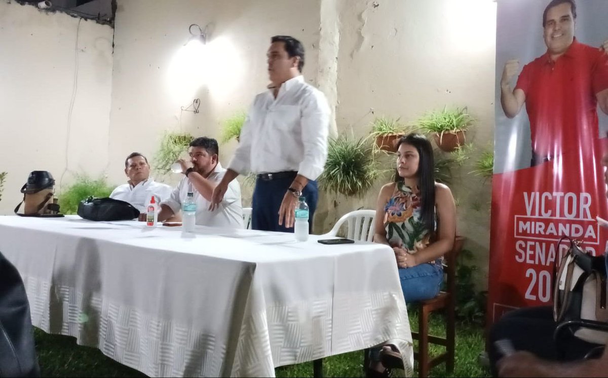 lacostasoy's tweet photo. ℹ️NFO POLÍTICA. En la seccional 2 el equipo del Ing Victor Miranda se reunion para coordinar los trabajos en la zona. El ex candidato a Pdte Marcelo Rojas, 4 miembros de seccional y un convencional electo, Ito Bogado, trabajan para la renovación partidaria en el Senado. https://t.co/LrdBtnPuOm