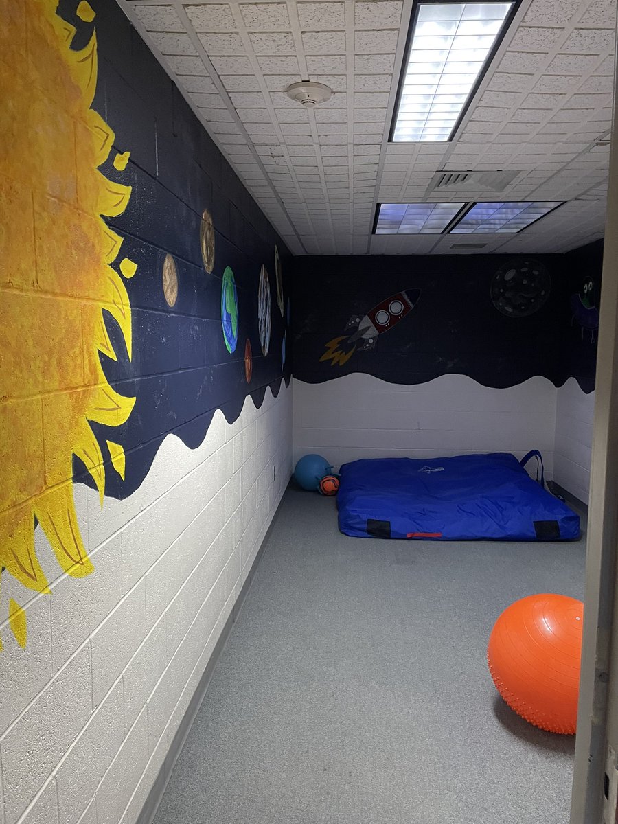 CAS_ct's tweet image. SPOTLIGHT ON SCHOOLS:
Today CAS visited Jeffrey Elementary School in Madison to see the Program of Alternative Living (PALS)  which offers structures and supports to help students with needs in the area of social and emotional self-regulation. #amazingkids. #amazingprograms