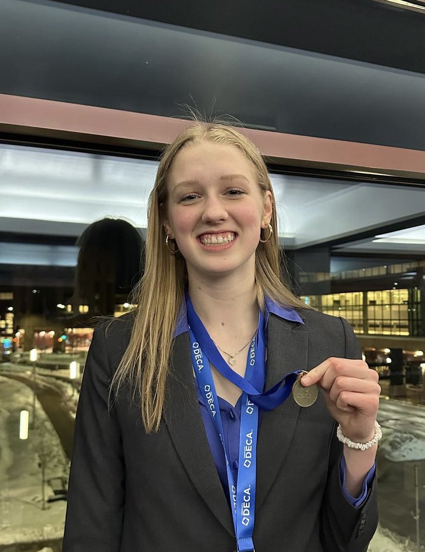 SWCHSdeca's tweet image. Congrats to Annika Veurink for advancing to the state finals for advanced employment interview!
