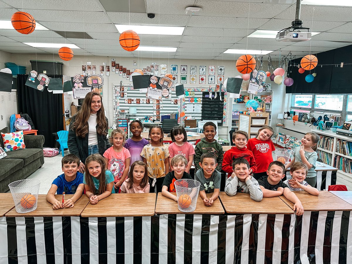 Ms. Woods’ World Changers tweet media