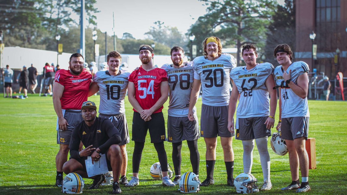 Annual Family Photo 😁 #STUontwo