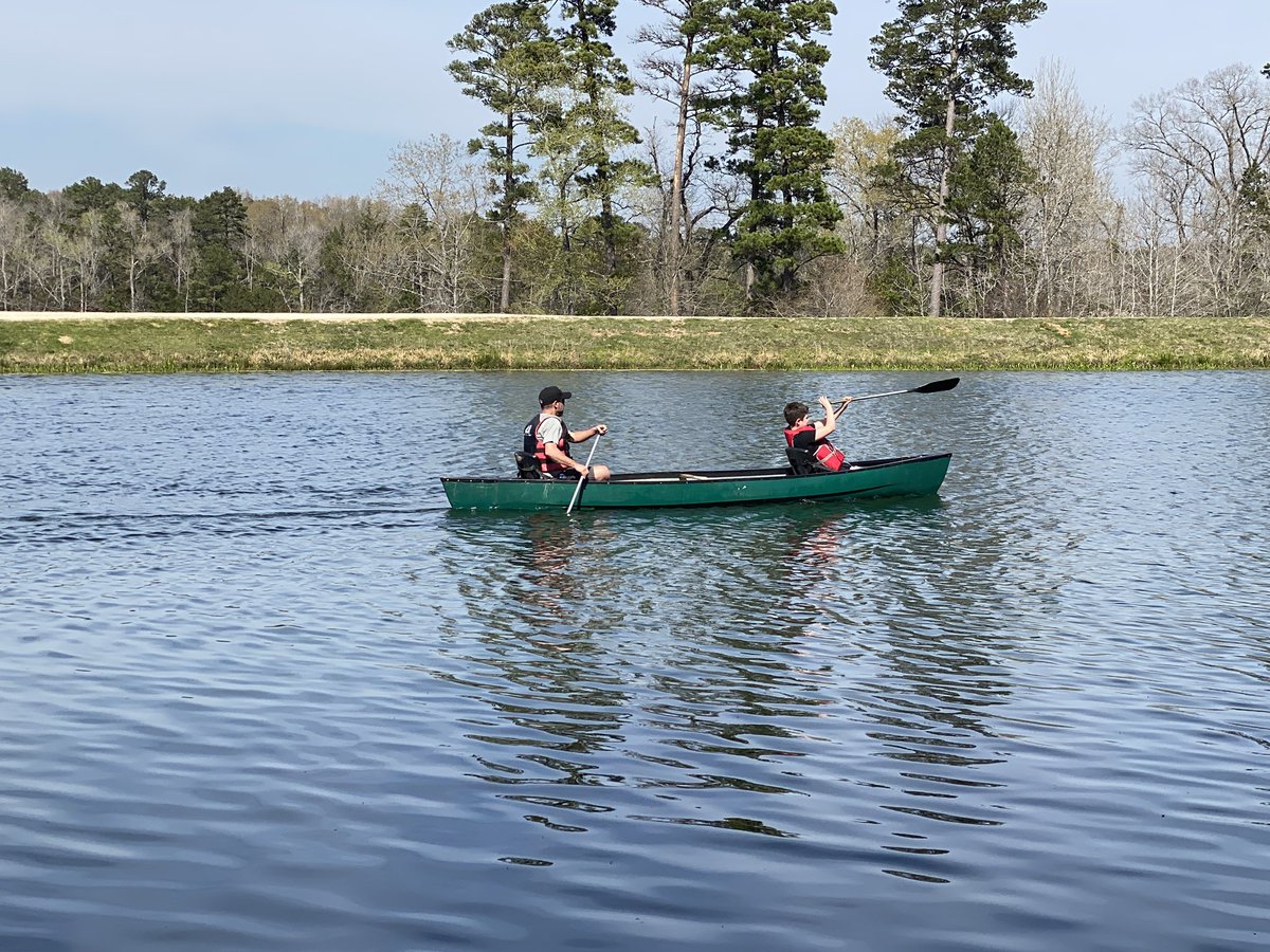 LakesideAR19's tweet photo. Canoeing 🛶 with Dad! https://t.co/cafoK8nI5L