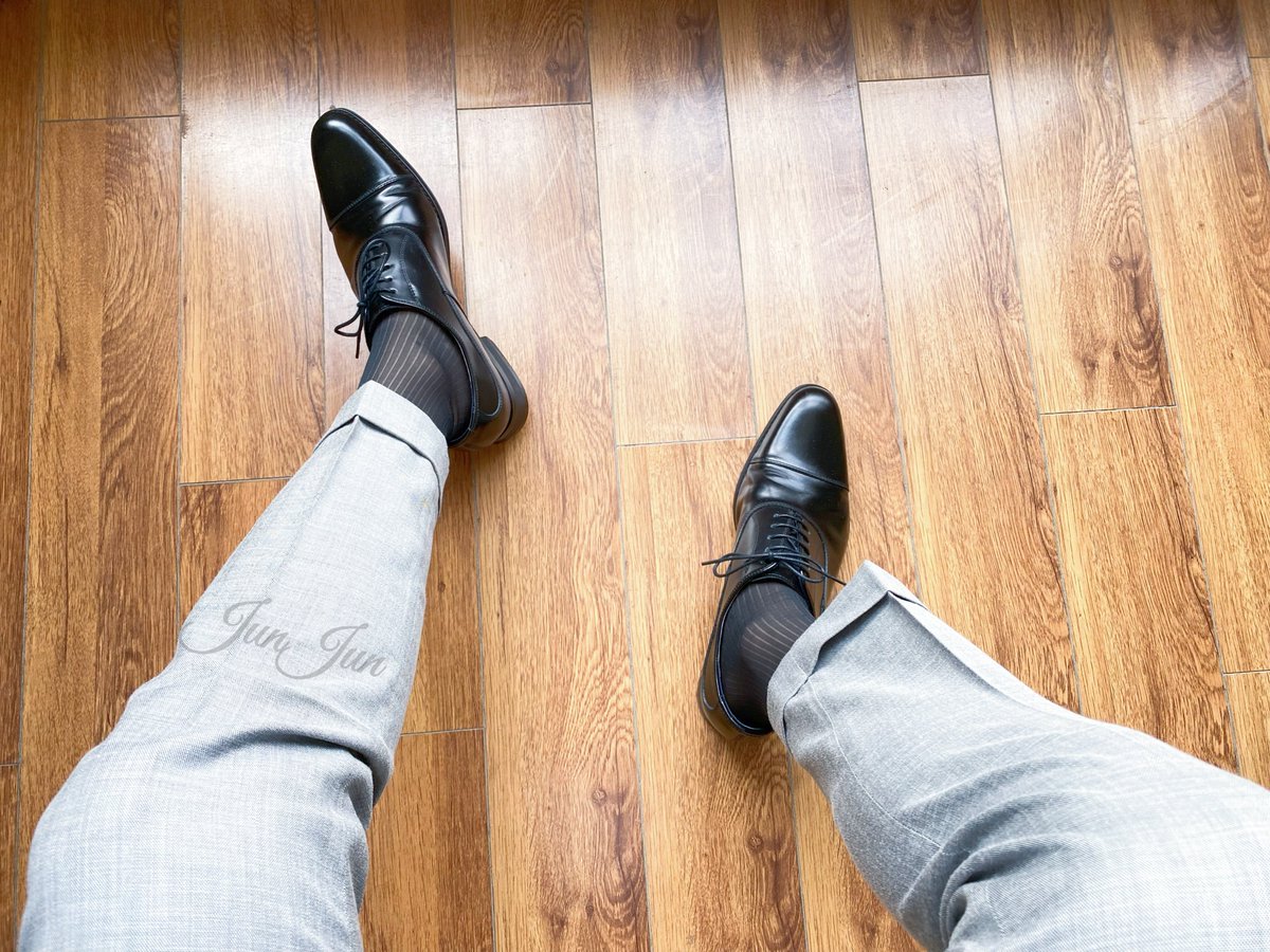 以前没觉得丝袜脚踝很性感😄