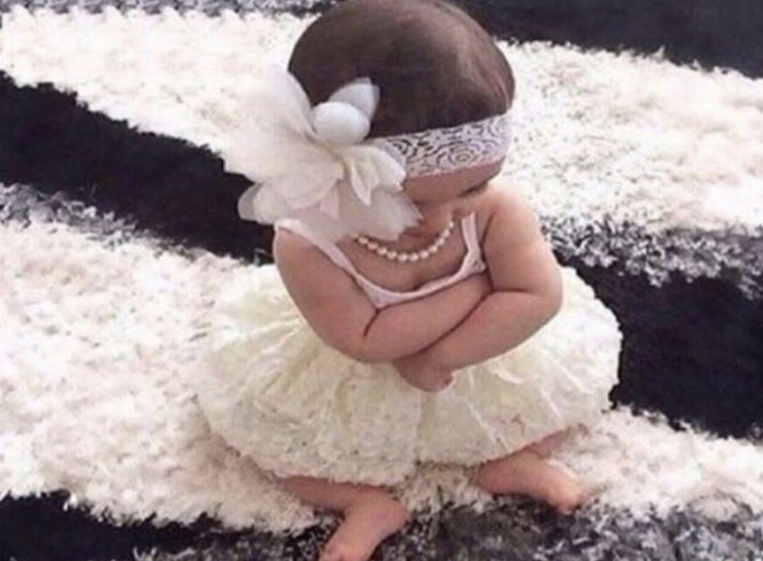 Ben #Günaydın diyorum..🙄

Biri de bana günaydın desin..😁

Bu konuda burda kapansın..🤨

Fazla uzatmayalım derim..🤣😂

Cümleten #HayırlıSabahlar tweter ailem güzel dostlarım 🌹🦋☕️