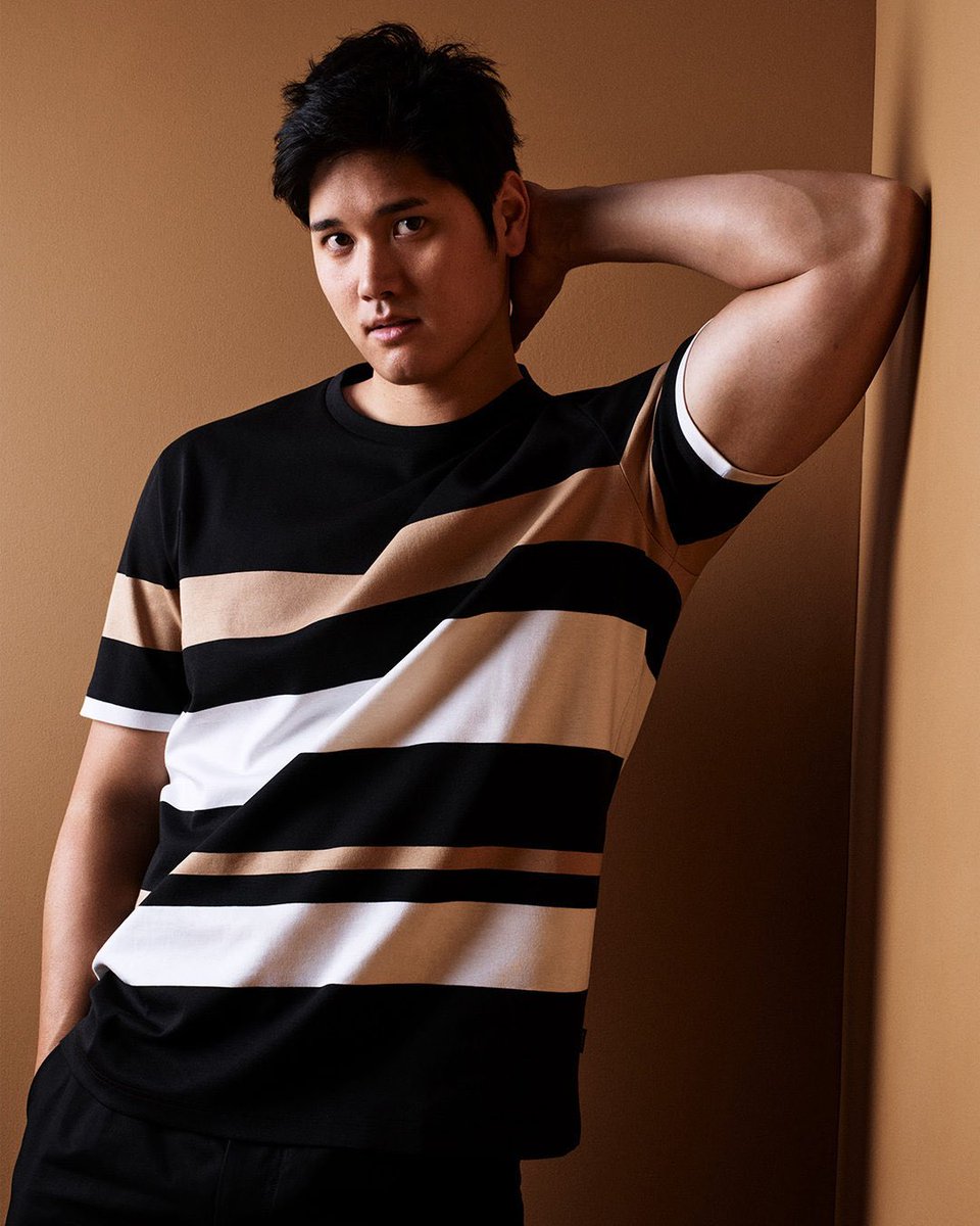 Y*i様 大谷翔平着用モデル　新品hugo bossブラックイエローポロシャツ Shohei Ohtani 大谷翔平 x Hugo Boss GQ Magazine